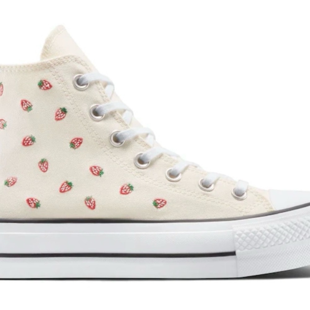 Converse Chuck Taylor All Star Lift Hi sneakers 🍓 size 6